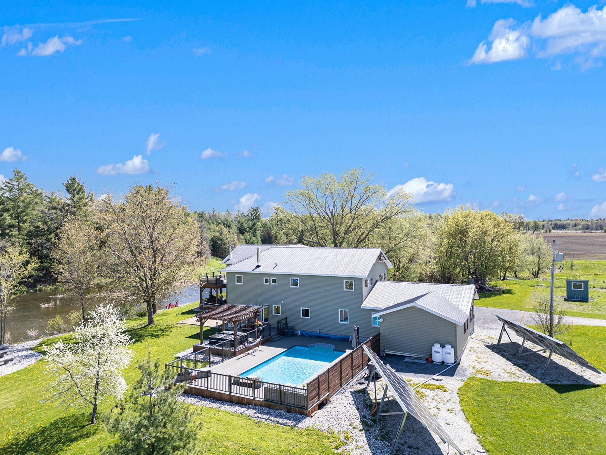 Carp - Dunrobin - Huntley - Fitzroy And Area, ON K0A 2H0,6548 Carp RD