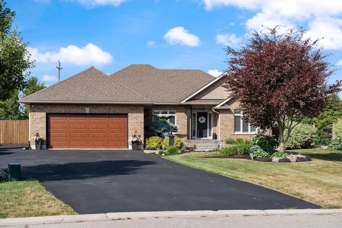 Norfolk, ON N0A 1N3,51 Golden Meadow DR