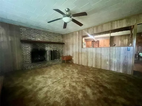 Bogata, TX 75417,847 Clarksville Road