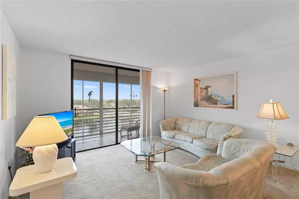 Pembroke Pines, FL 33026,900 Colony Point Cir #511