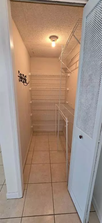 Pompano Beach, FL 33062,3201 NE 14th Street Cswy #105
