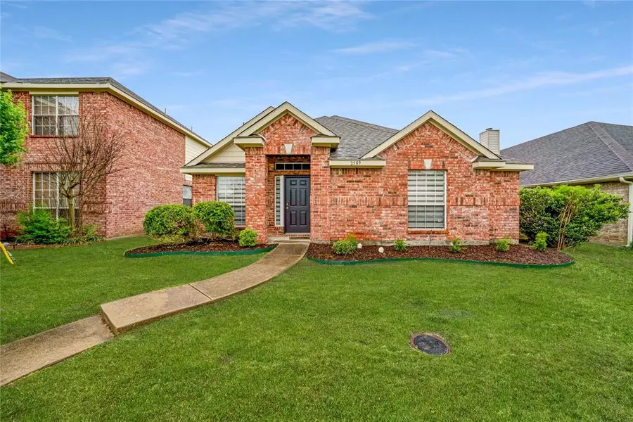 2509 N Brook Drive, Mckinney, TX 75072