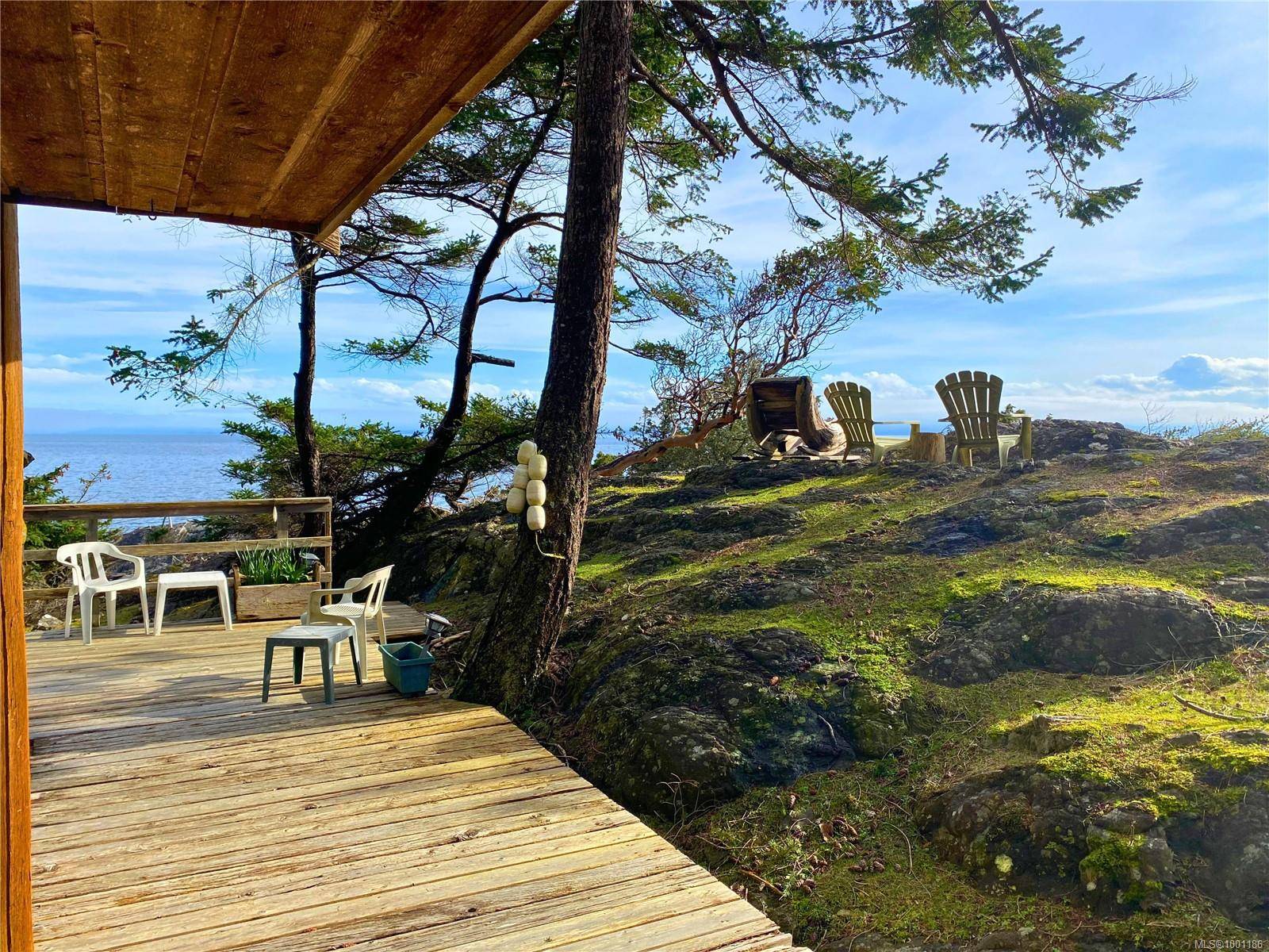 Lasqueti Island, BC V0R 2J0,LT 6 Lake Rd