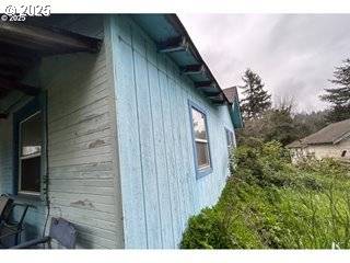 Coos Bay, OR 97420,1776 SOUTHWEST BLVD