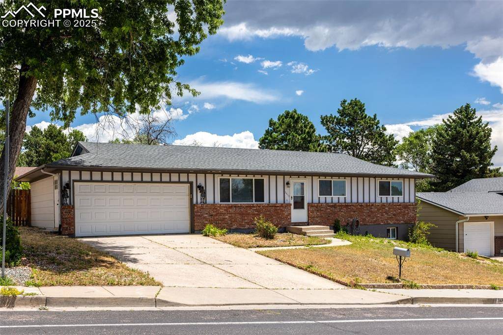 3470 W Montebello DR, Colorado Springs, CO 80918