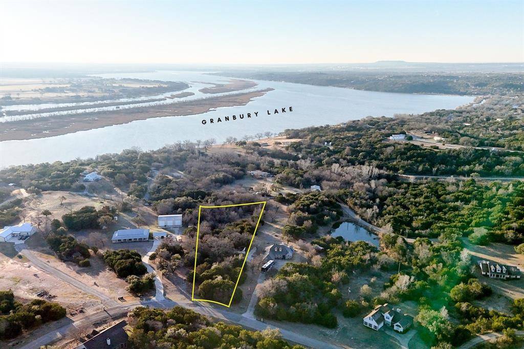 3117 Cliffview Court, Granbury, TX 76048
