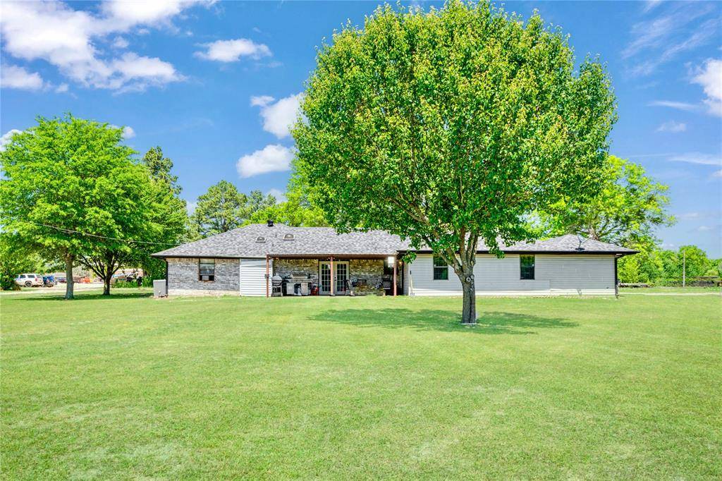Paris, TX 75462,104 County Road 42310