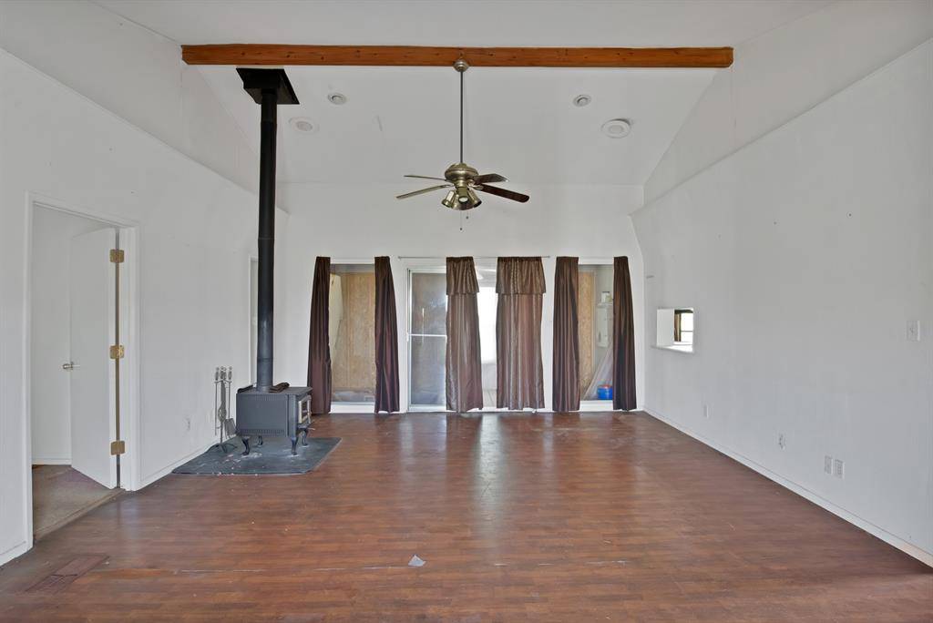 Cleburne, TX 76033,201 Fox Run Road