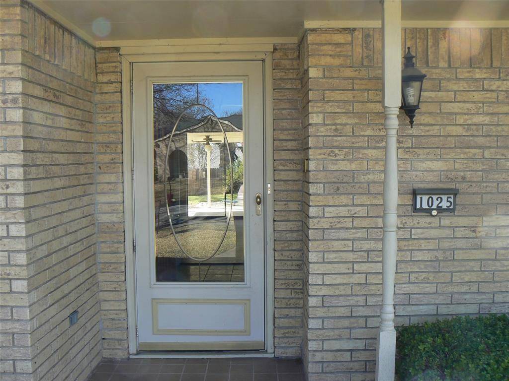 Desoto, TX 75115,1025 Gracelane Drive