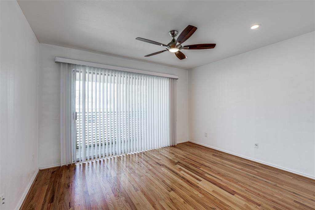 Dallas, TX 75209,4616 W Lovers Lane #206
