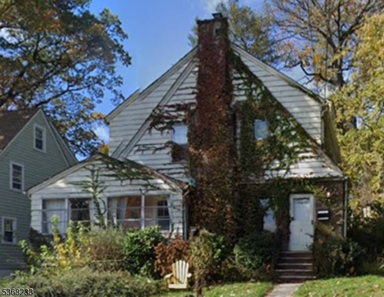 West Orange Twp., NJ 07052,14 Glen Rd