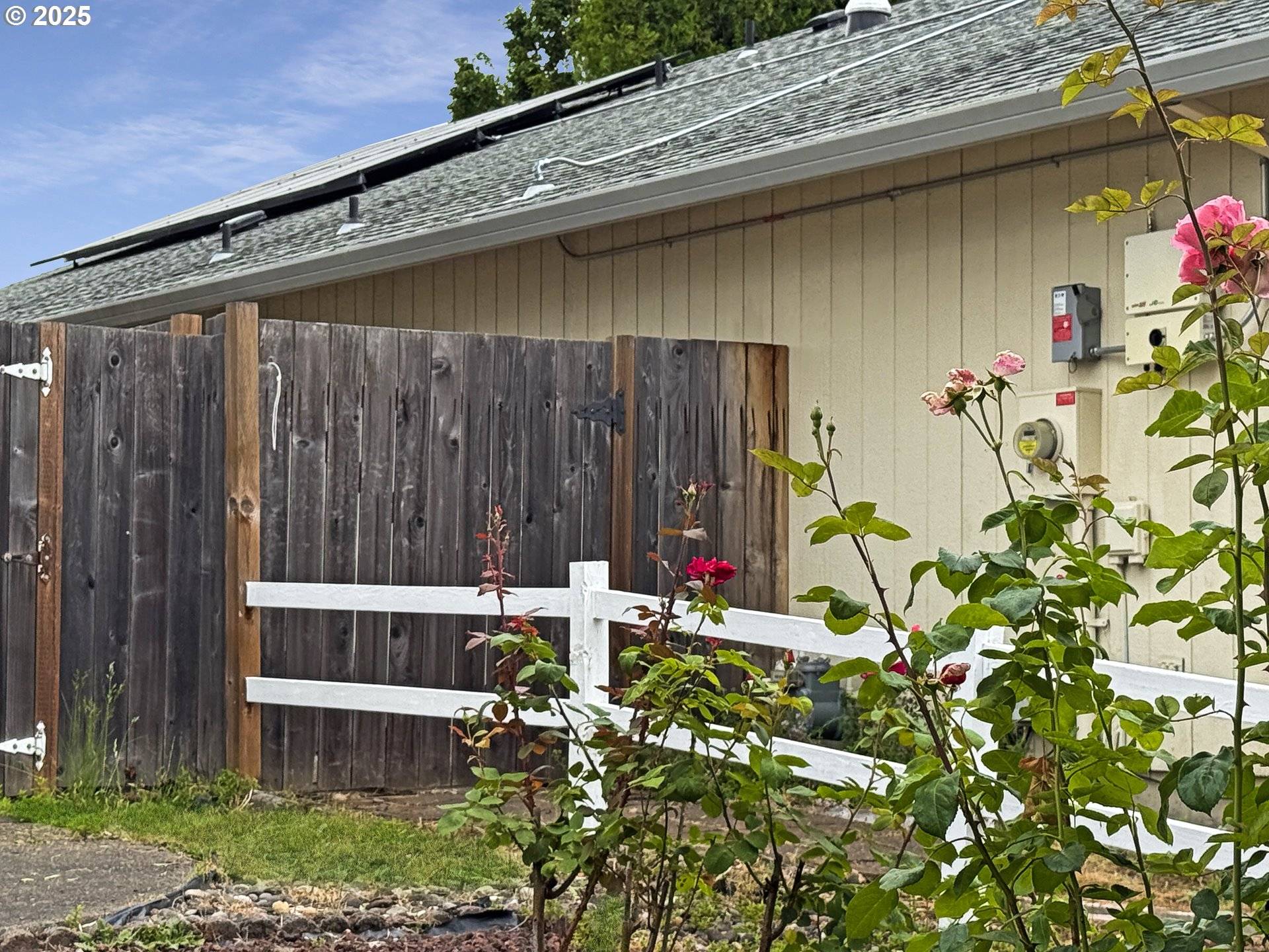 Hillsboro, OR 97123,573 SE 73RD AVE