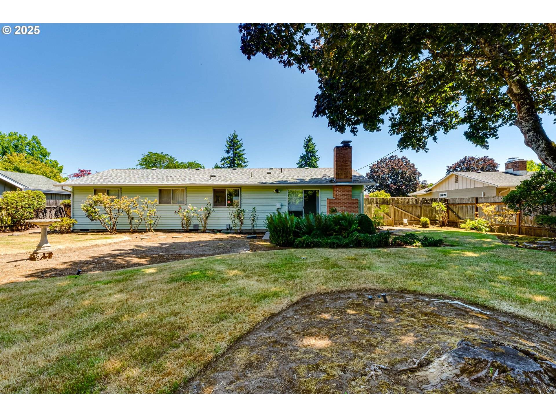 Eugene, OR 97408,2884 TULIP ST