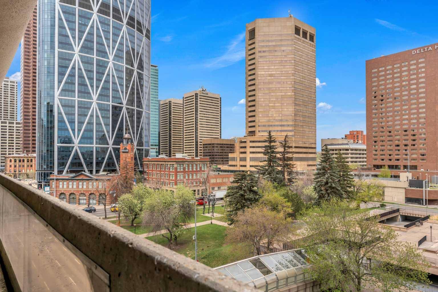 Calgary, AB T2G 4Z9,221 6 AVE Southeast #710