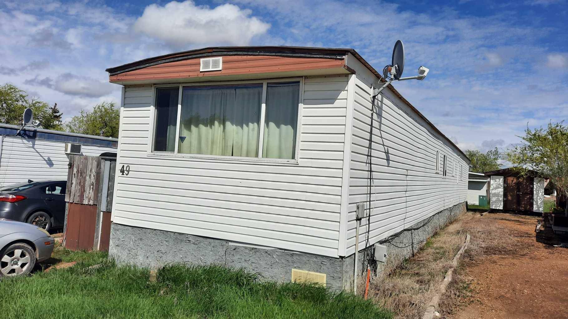49 Greenwood Villa, Drumheller, AB T0J0Y2