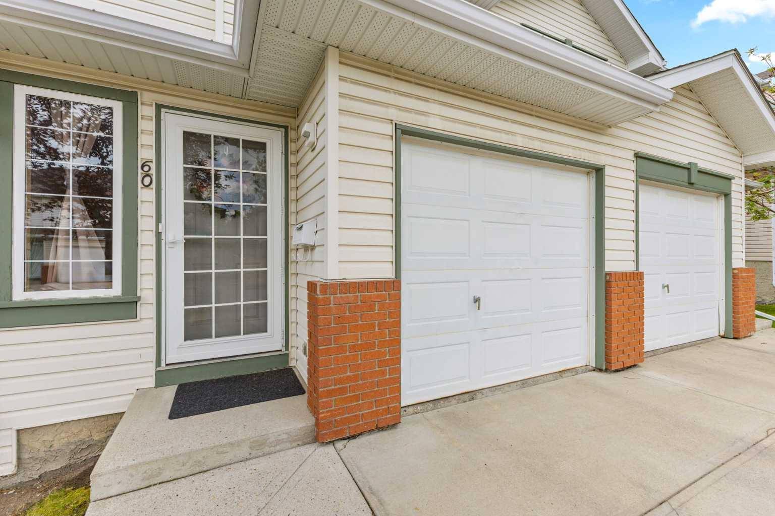 Calgary, AB T3K 4S8,60 Country Hills Villas Northwest