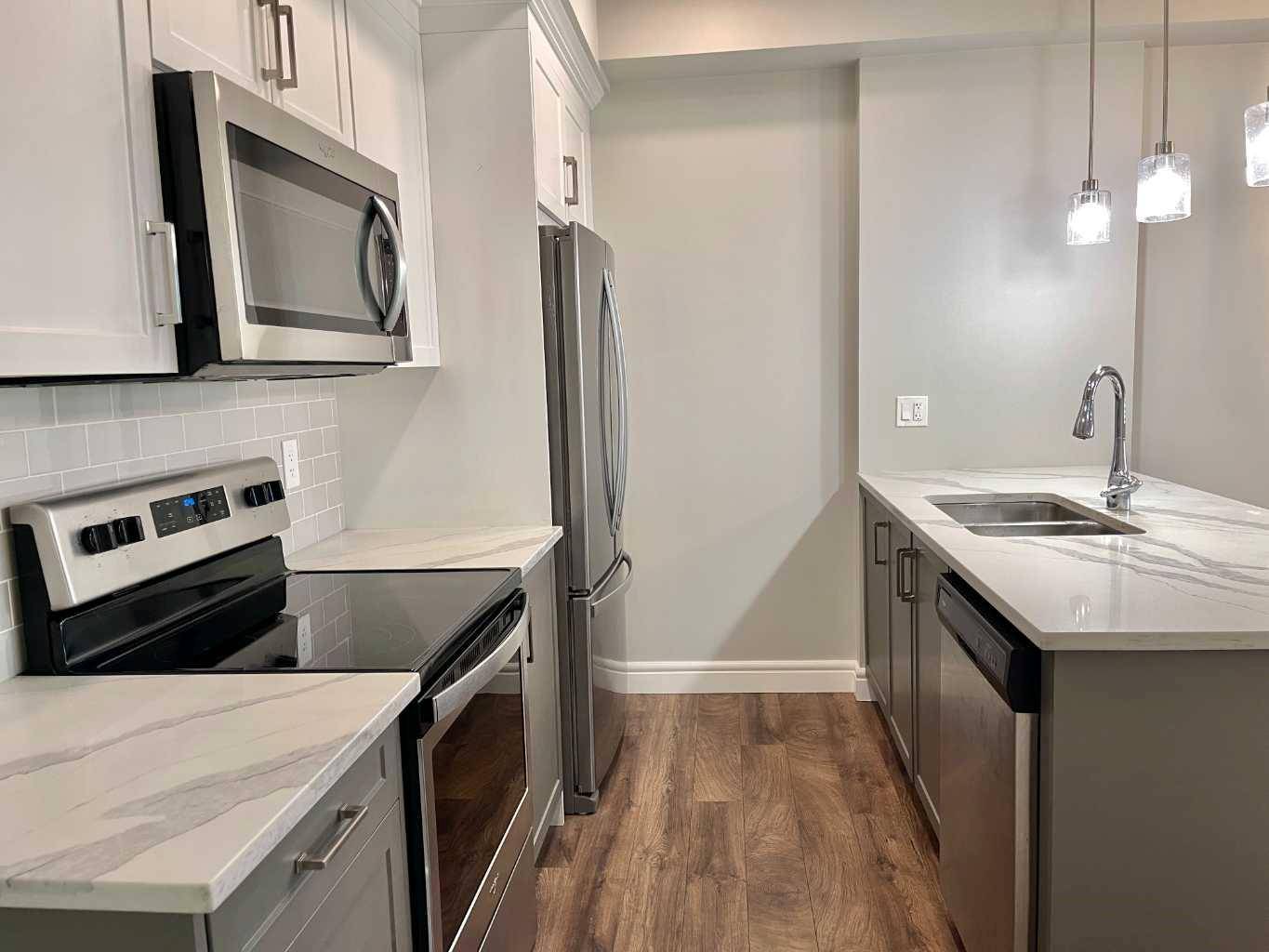 Calgary, AB T3M 2W2,19621 40 ST Southeast #216