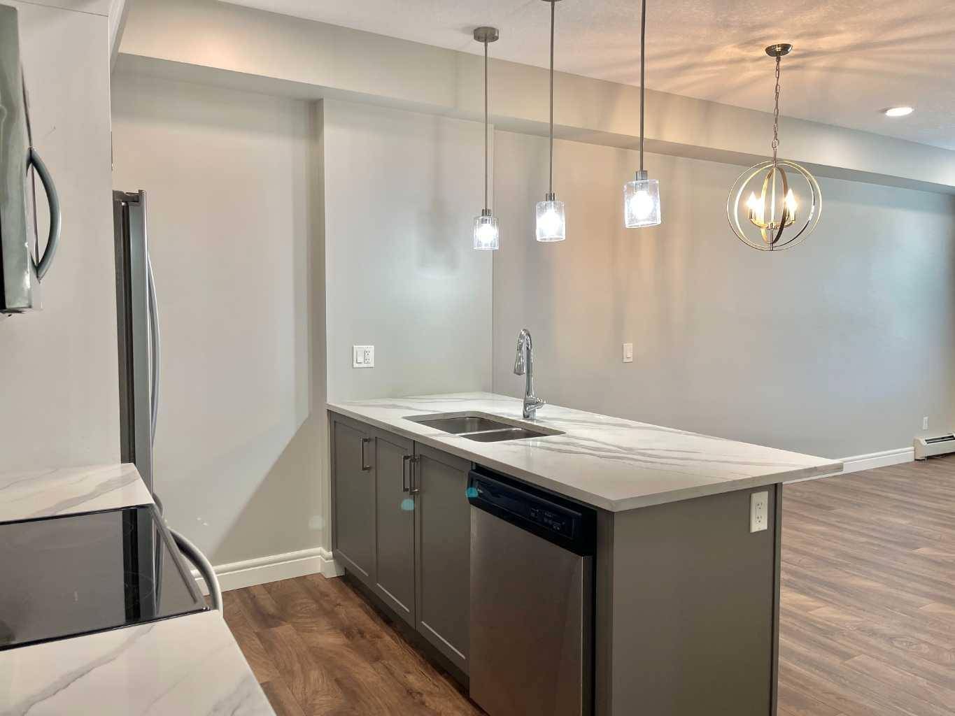 Calgary, AB T3M 2W2,19621 40 ST Southeast #216