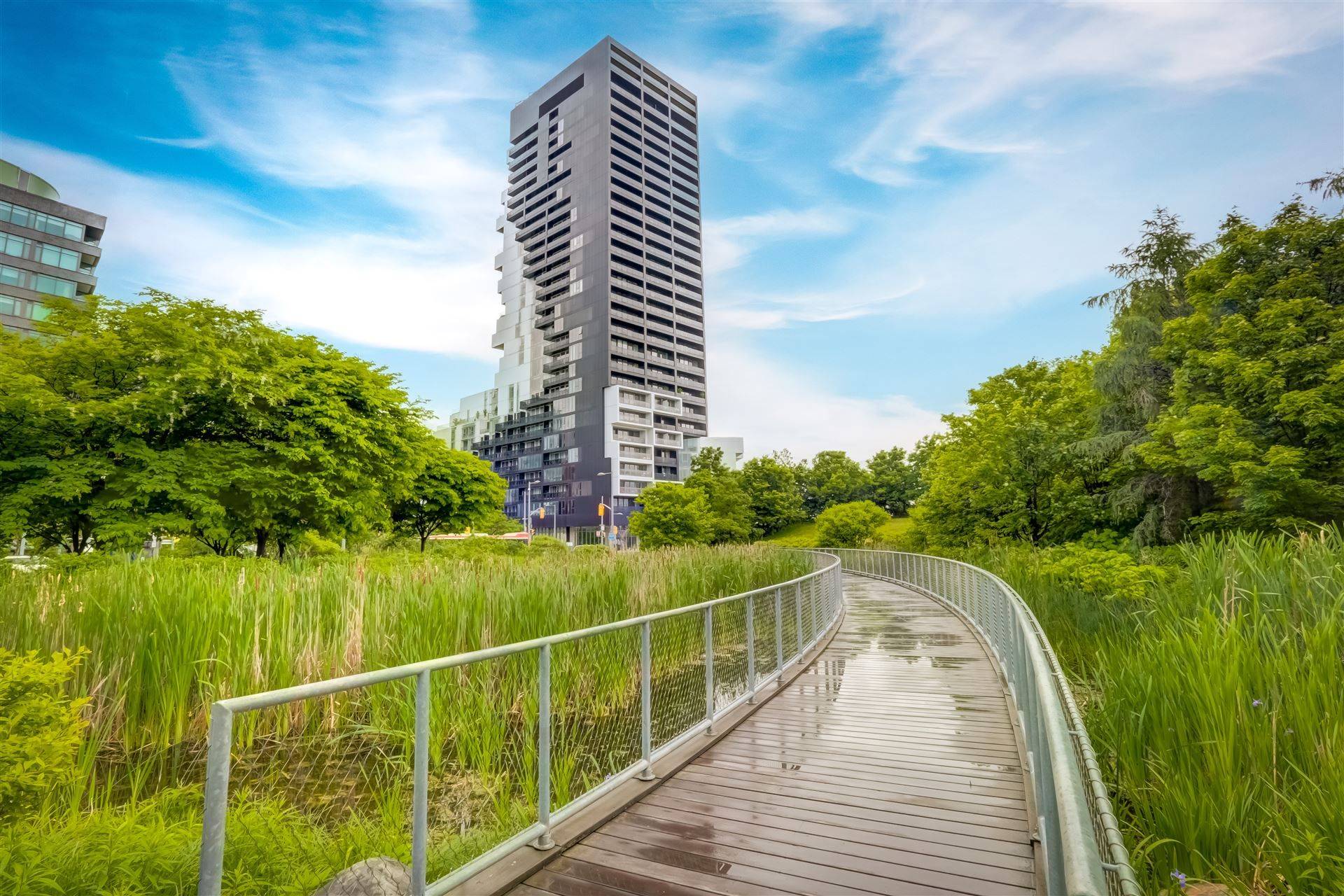 Toronto C08, ON M5A 0M4,170 Bayview AVE #PH 01