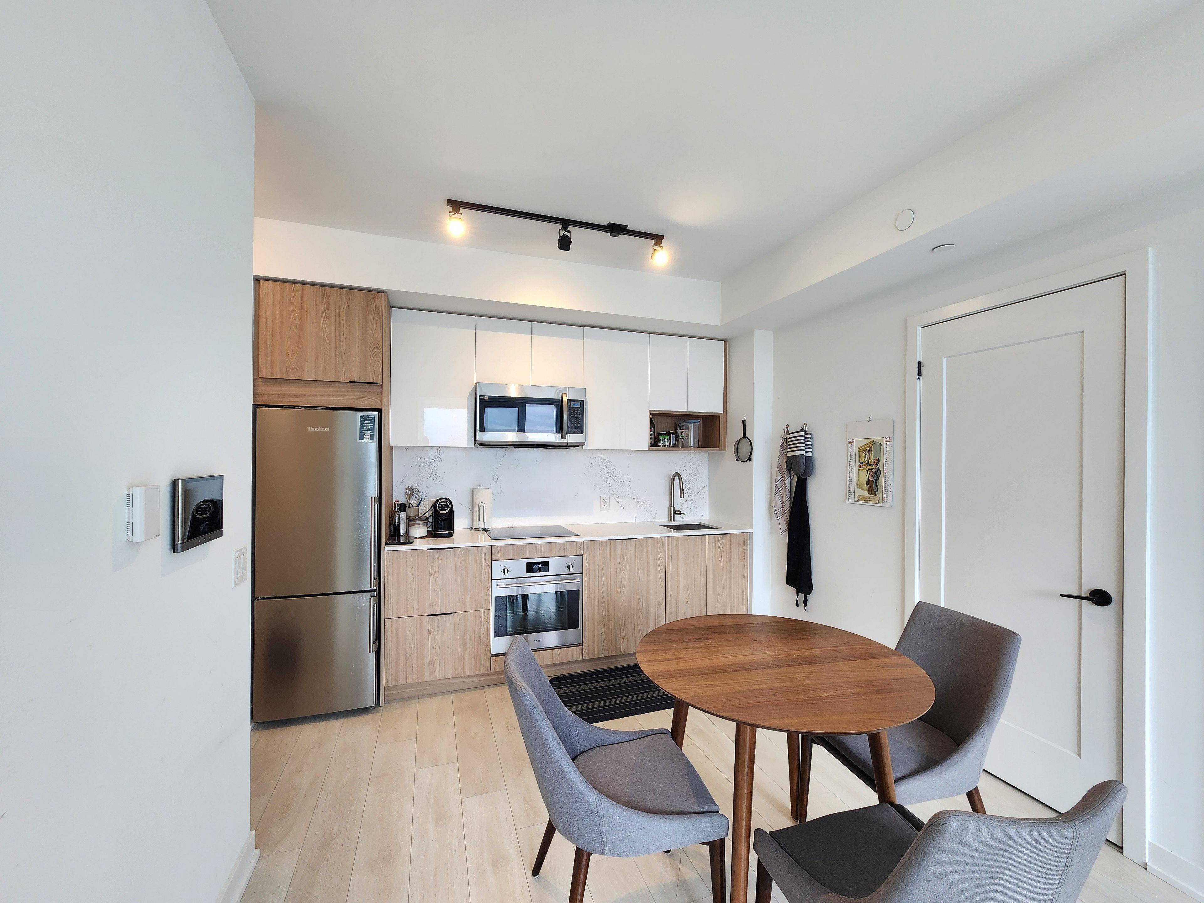 Toronto C08, ON M5A 0W7,5 Defries ST #3012