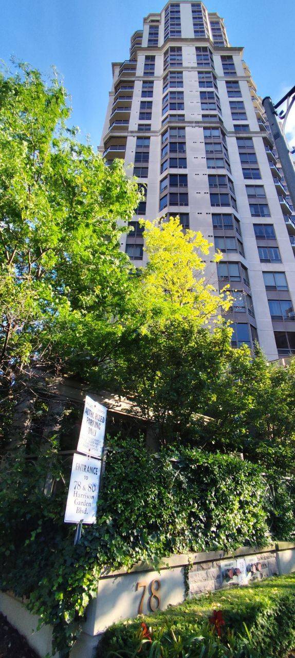 78 Harrison Garden BLVD #514, Toronto C14, ON M2N 7E2