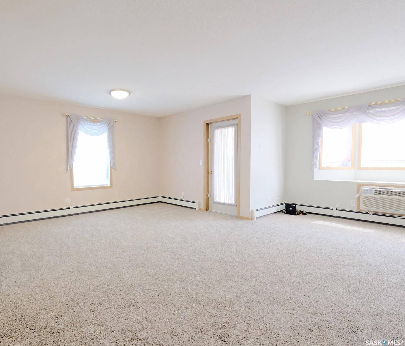 Rosetown, SK S0L 2V0,212 3rd AVENUE E #202