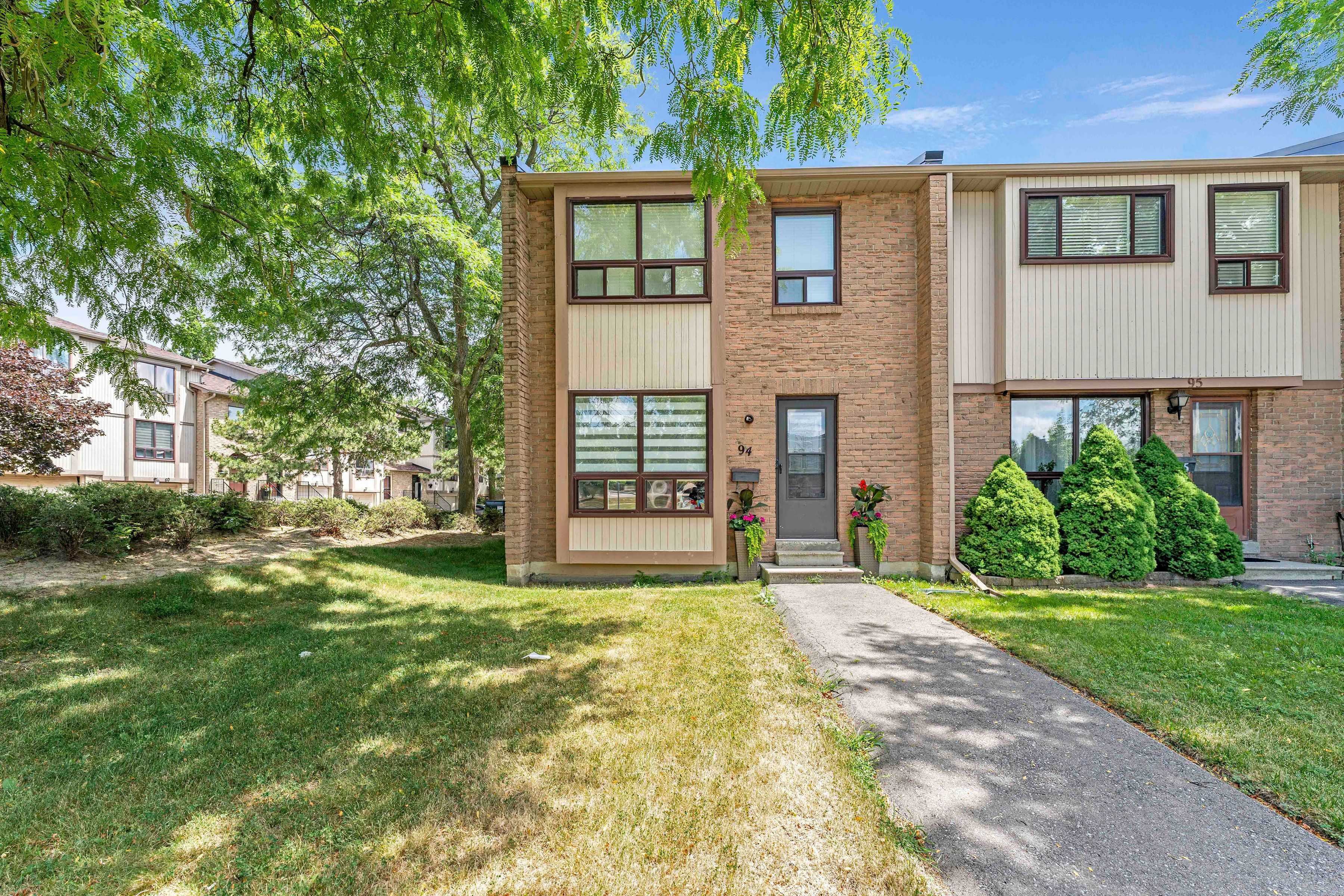 Brampton, ON L6S 3K2,94 Guildford CRES #94