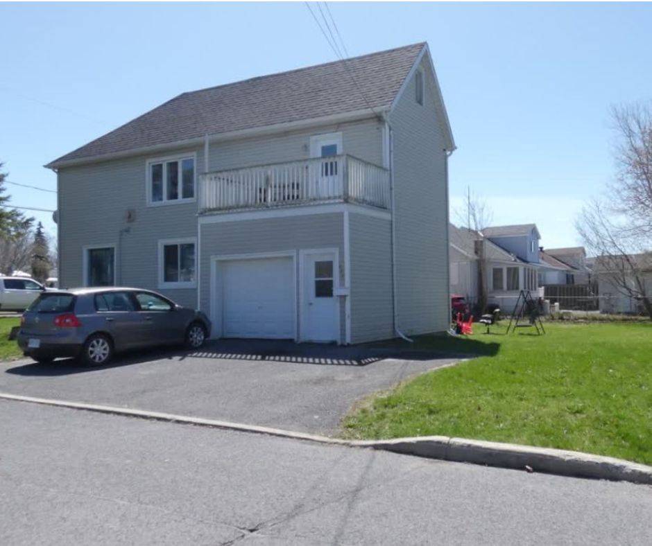 141 Cornwallis AVE, Cornwall, ON K6H 2S3