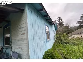 Coos Bay, OR 97420,1776 SOUTHWEST BLVD