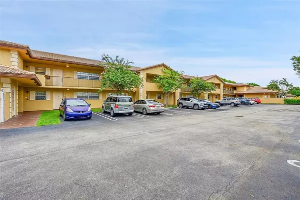 Coral Springs, FL 33065,2946 Coral Springs Dr #2946