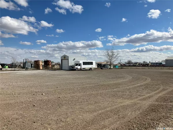 Estevan, SK S4A 2A3,465 Devonian STREET