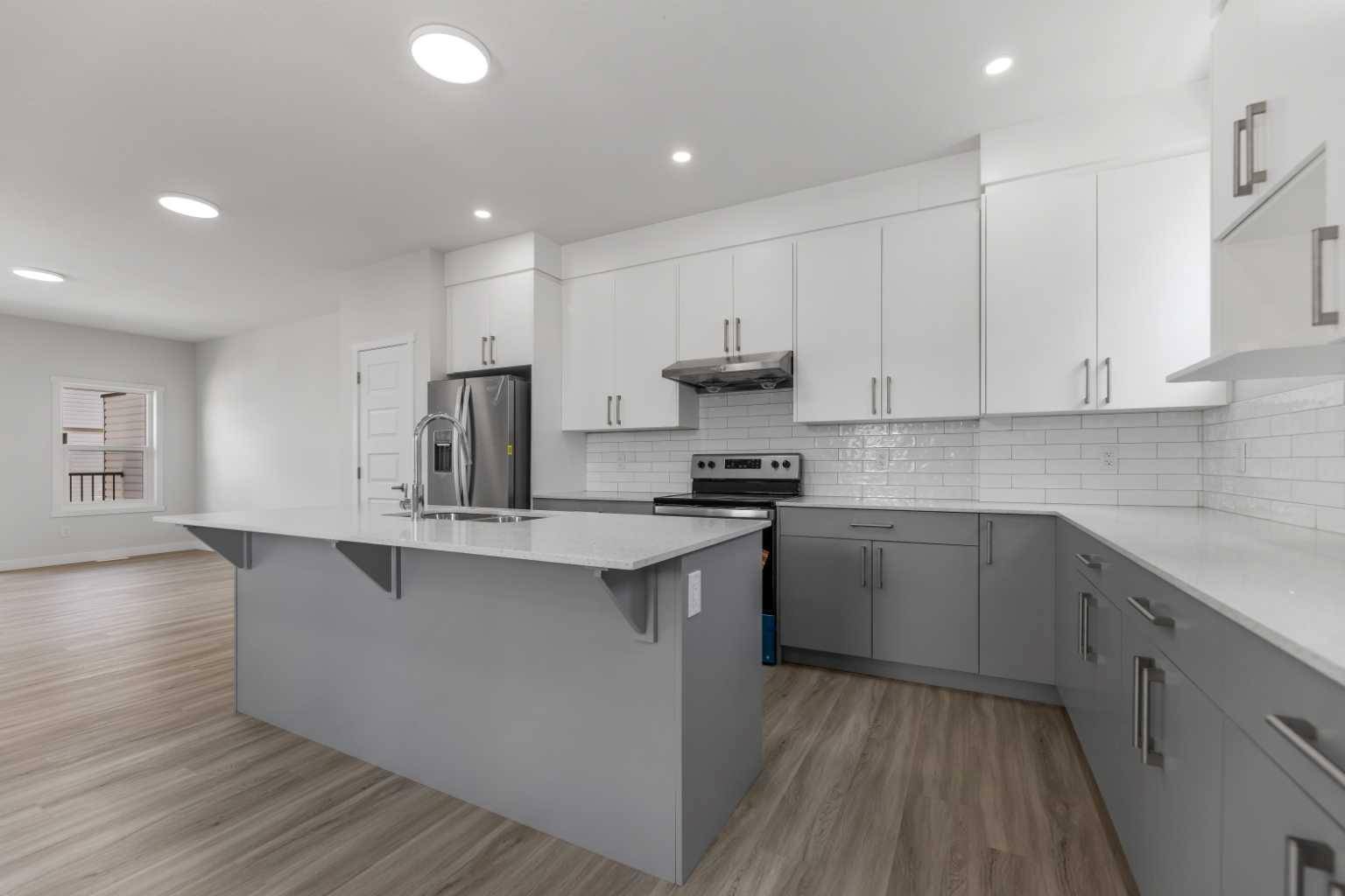 Calgary, AB T3N 2N8,90 Corner Meadows MNR Northeast #603