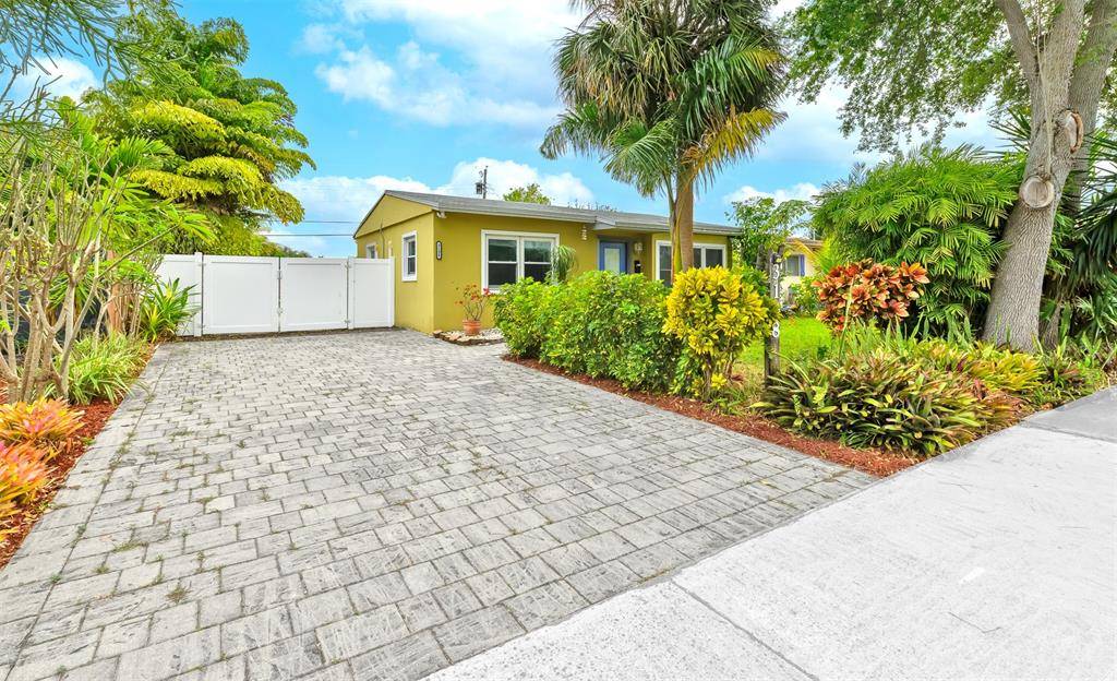 3198 Taft St, Hollywood, FL 33021