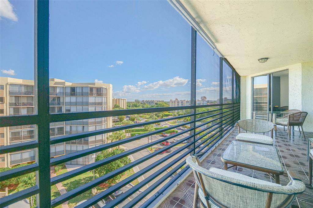 Lauderhill, FL 33319,7100 Radice Ct #708