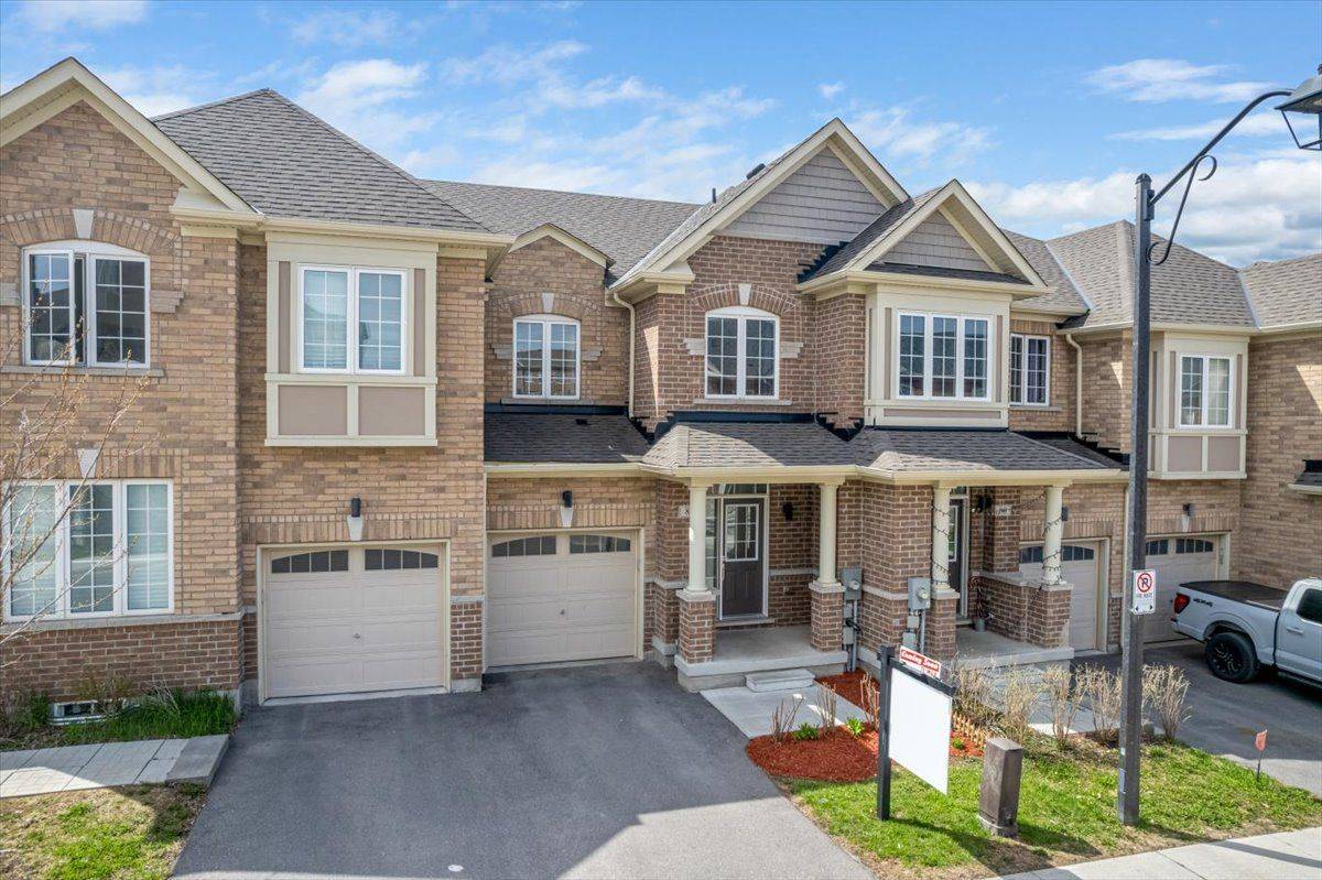 Newmarket, ON L3Y 0E3,82 Dundonald TRL
