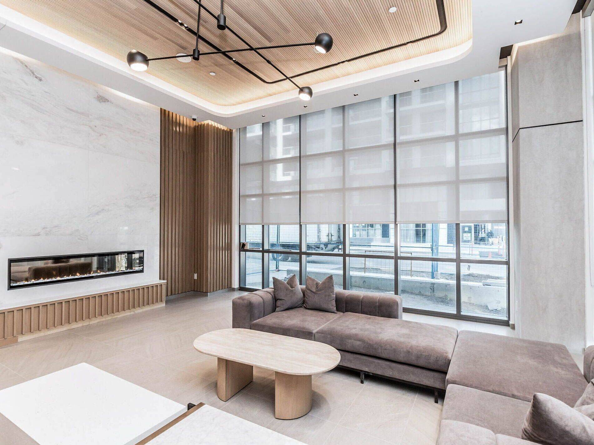 Toronto W06, ON M8V 0C4,65 Annie Craig DR #702