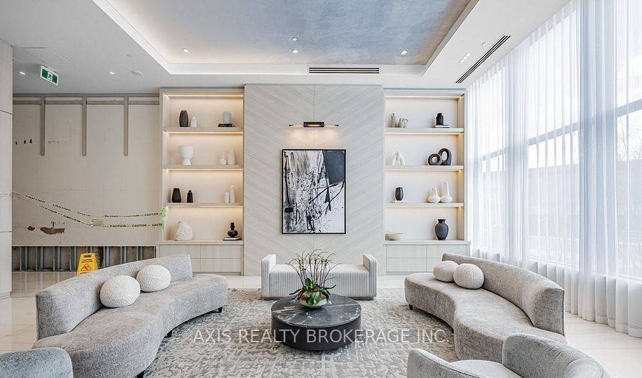 Mississauga, ON L5G 0C5,1063 Douglas Mccurdy Comm CT #1203