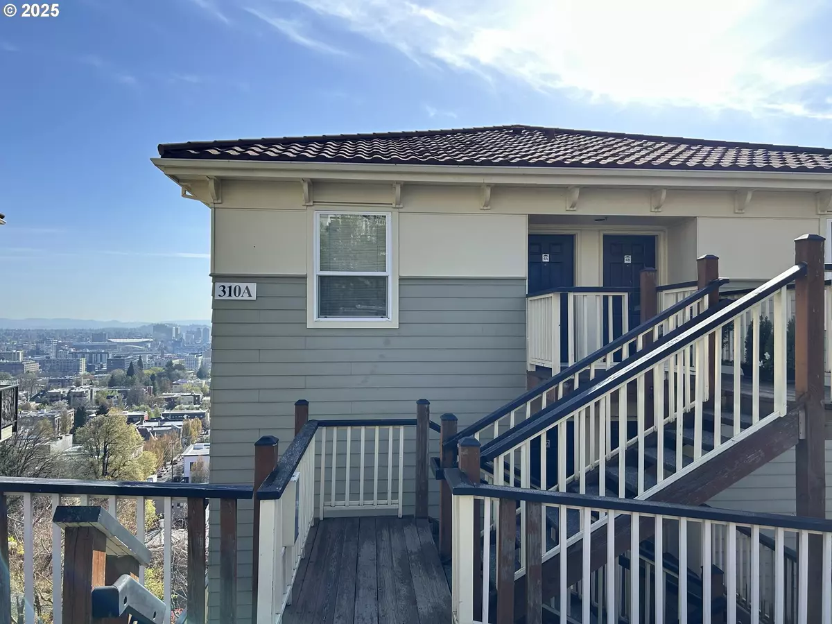 Portland, OR 97210,310 NW UPTOWN TER #4A
