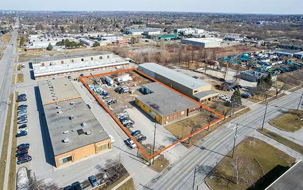 Oshawa, ON L1H 3V9,574 Wentworth ST E