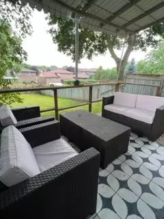 Bradford West Gwillimbury, ON L3Z 1Z2,397 Simcoe RD #Lower Level