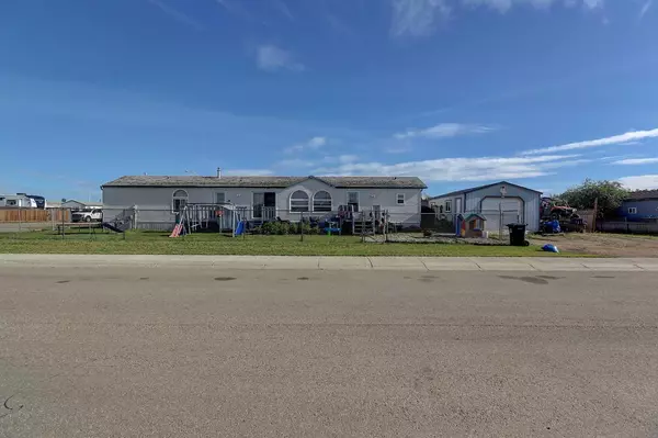 10101 96 ST, Clairmont, AB T8X 5G5