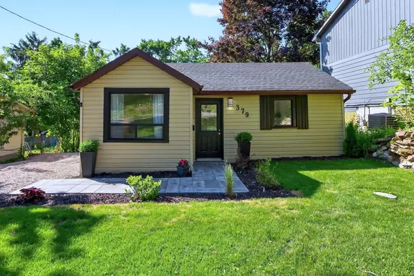 379 Arthur ST, Orillia, ON L3V 3M9