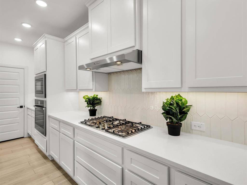 Fort Worth, TX 76008,13333 Hedgebrook Place