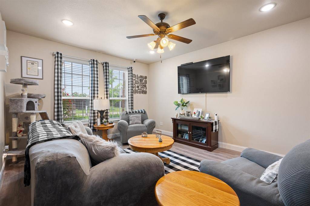 Cleburne, TX 76031,148 Peacock Street