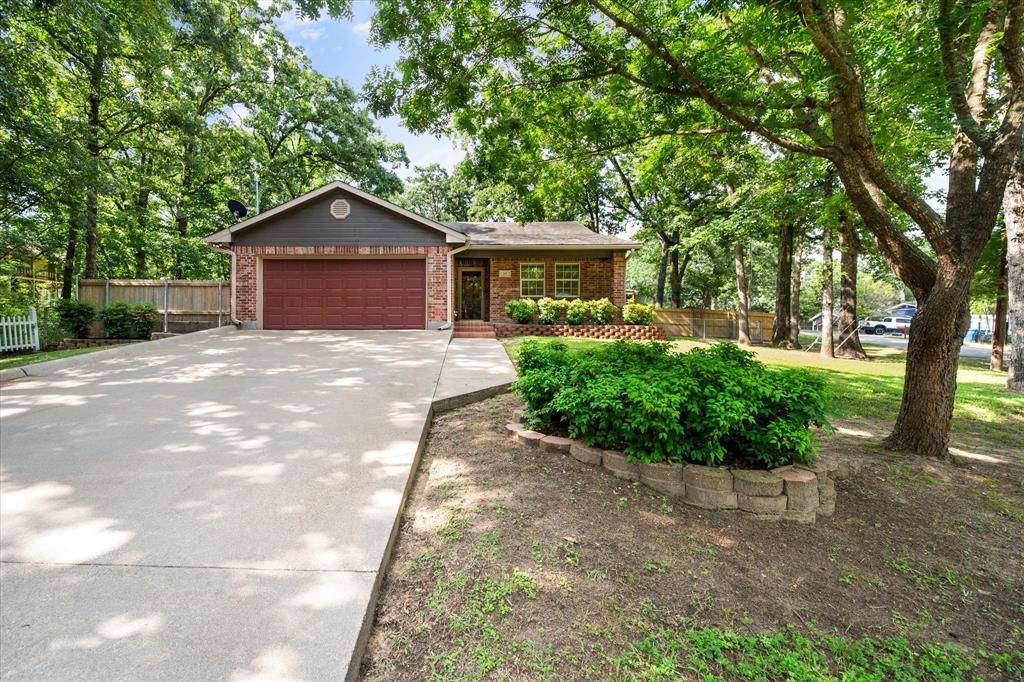 143 Doe Run Road, Gun Barrel City, TX 75156