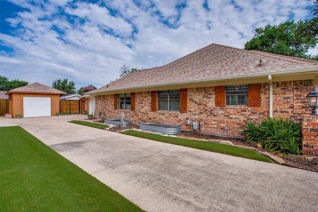 Mesquite, TX 75149,915 Tiffany Lane