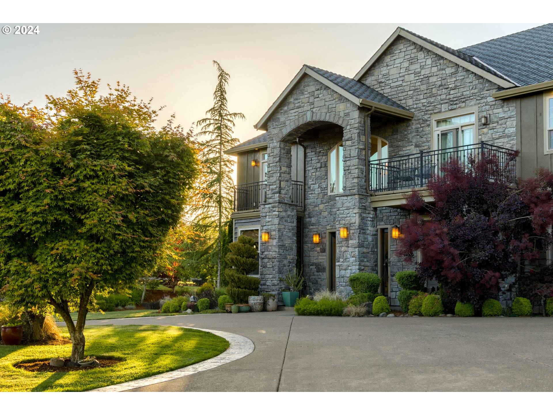 Hillsboro, OR 97123,31155 SW LAURELVIEW RD