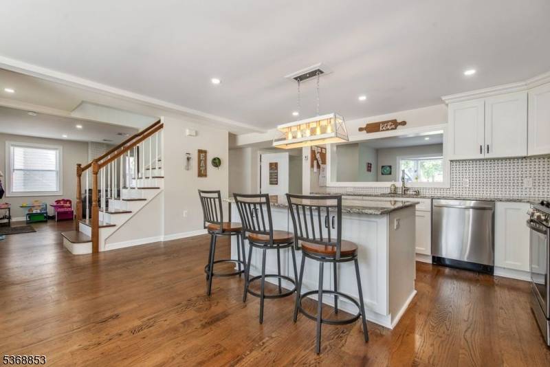 Butler Boro, NJ 07405,66 Gifford St