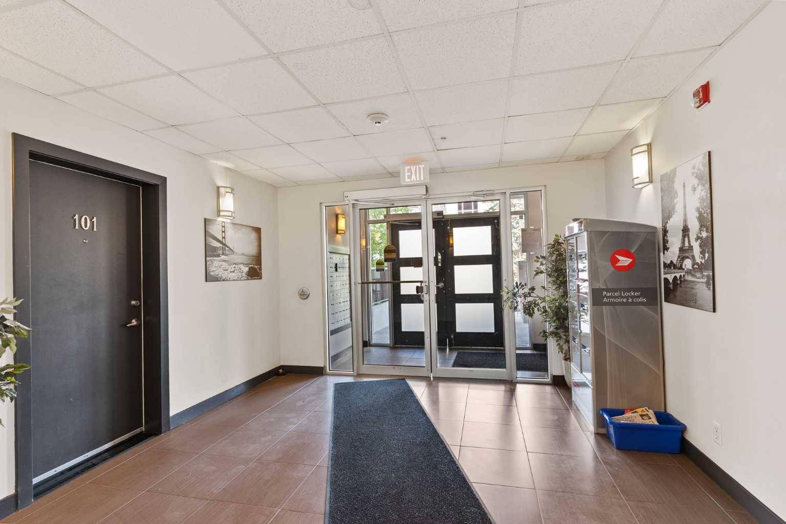 Calgary, AB T2S 0H3,333 22 AVE SW #302
