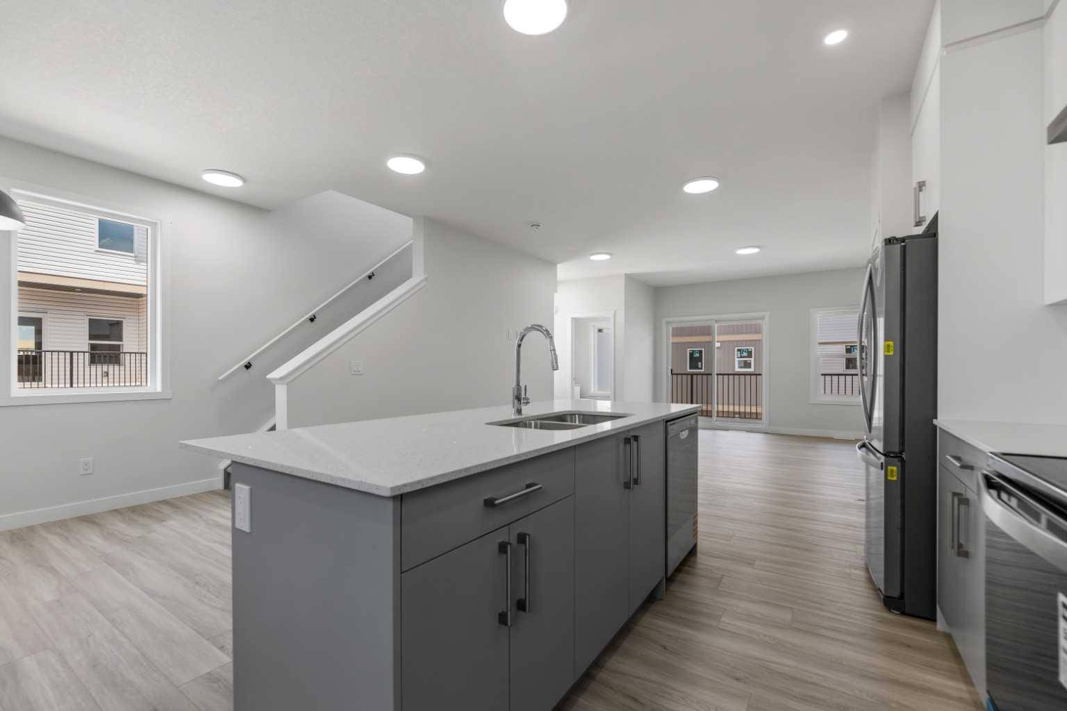 Calgary, AB T3N 2N8,90 Corner Meadows MNR Northeast #605